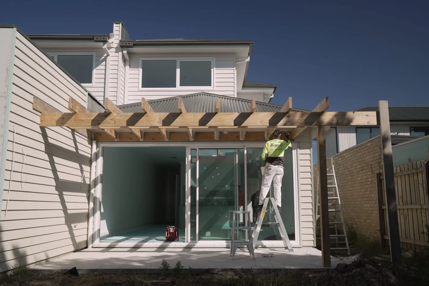 Pergola construction on heritage weatherboard home — Nicon Built
