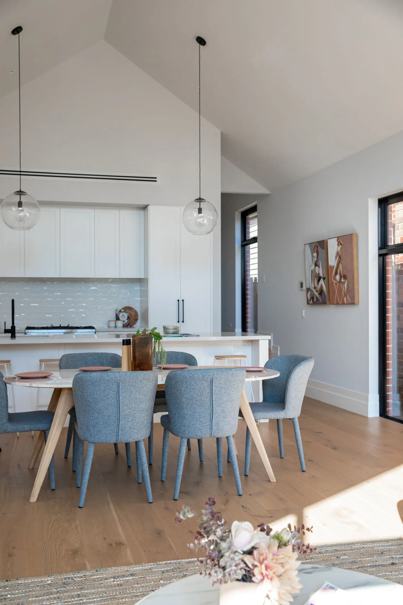 Heritage dining room with restored ceiling and walls — Nicon Built
